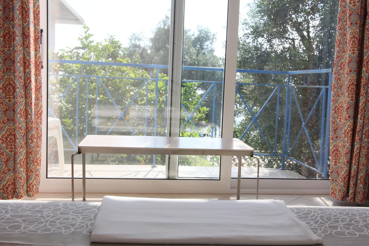 Madalenas B&B Pelekas Exterior photo