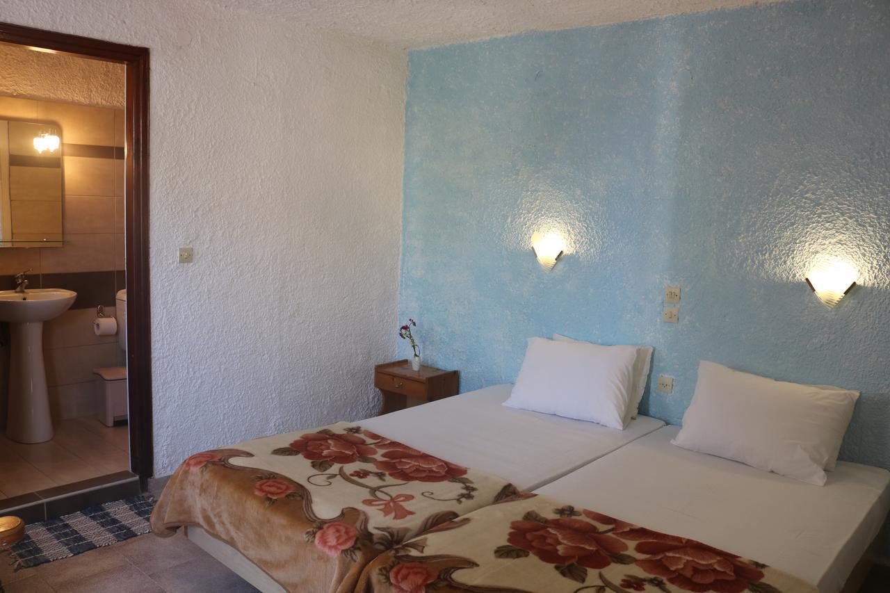 Madalenas B&B Pelekas Exterior photo